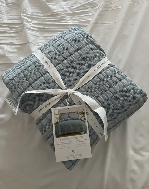 Customer carousel item 1.