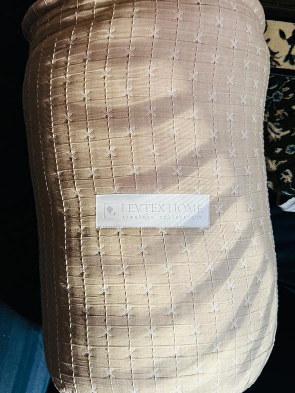 Customer carousel item 6.