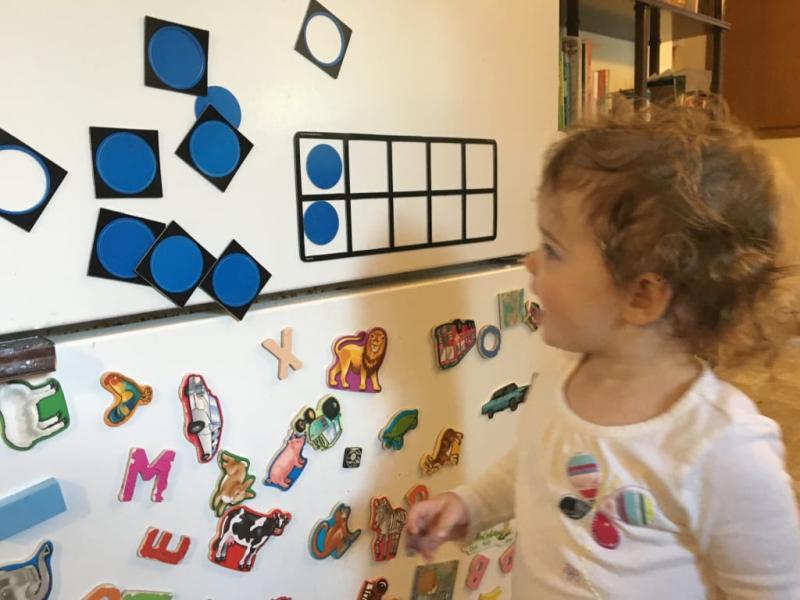 Giant Magnetic Ten-Frame Set | Kaplan Early Learning