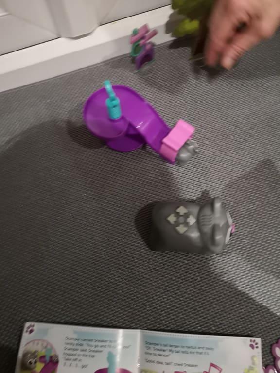 Review Thumbnail Image 2 228350324