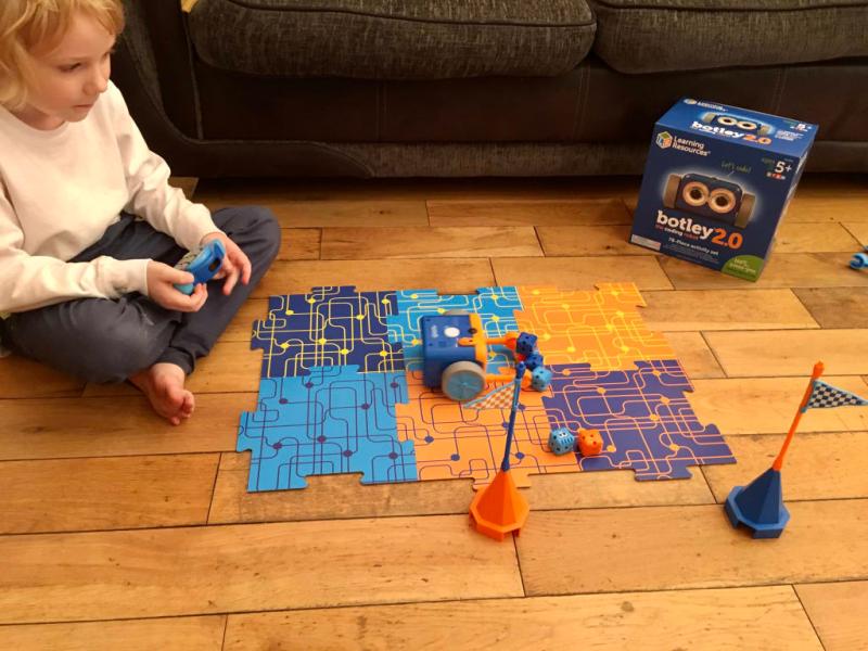 Learning Resources Botley 2.0 Coding Robot Activity 77 Pc. Set, Learning &  Development, Baby & Toys