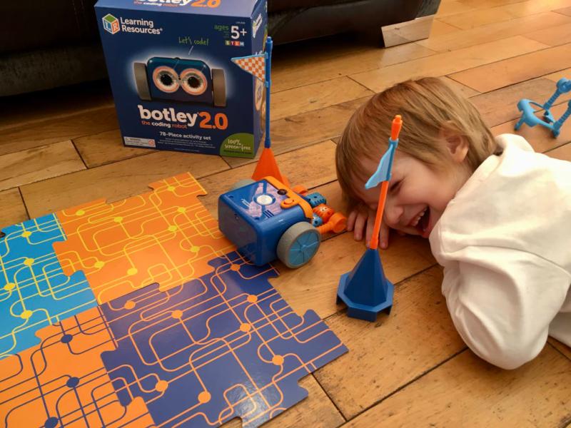 Learning Resources Botley 2.0 Coding Robot Activity 77 Pc. Set, Learning &  Development, Baby & Toys