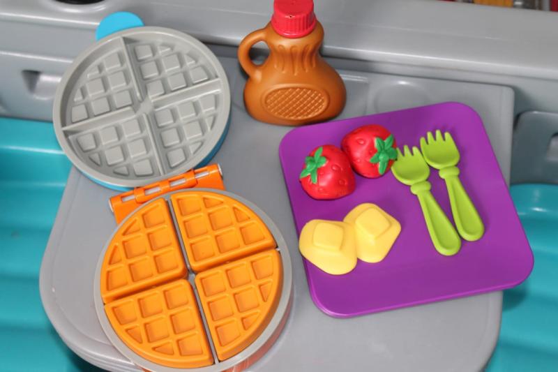 Melissa And Doug Taco Learning Resources New Sprouts WAFFLE TIME