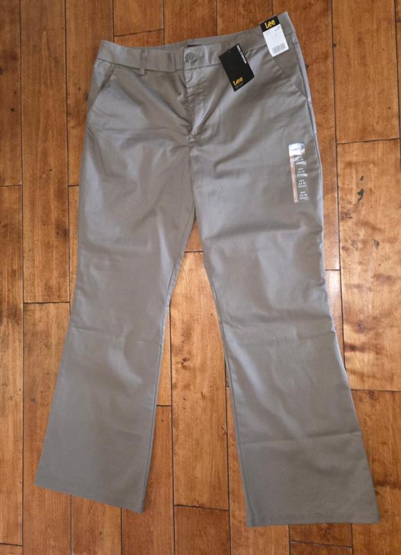 Women's Wrinkle Free Bootcut Pant Women Lee®