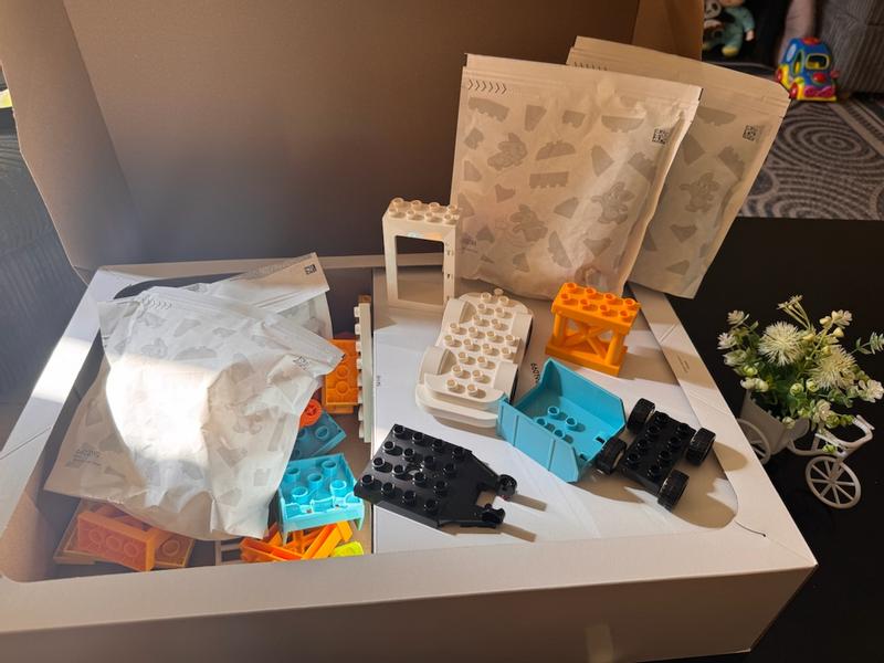 Customer carousel item 5.