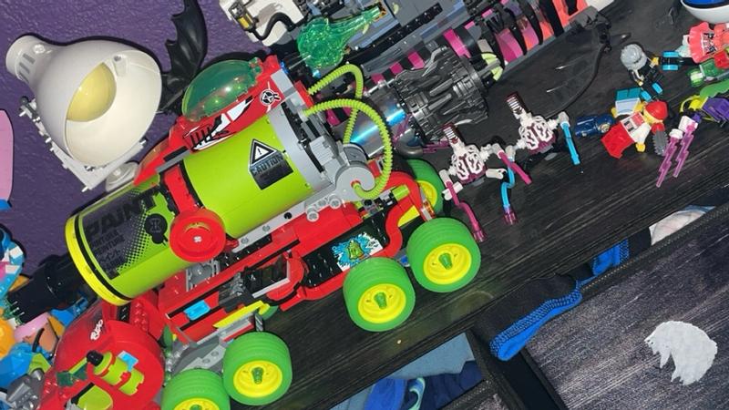 Customer carousel item 1.