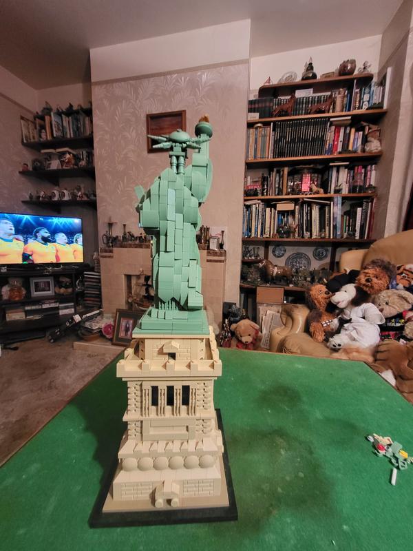 Lego Statue of Liberty - 21042 Green/Beige