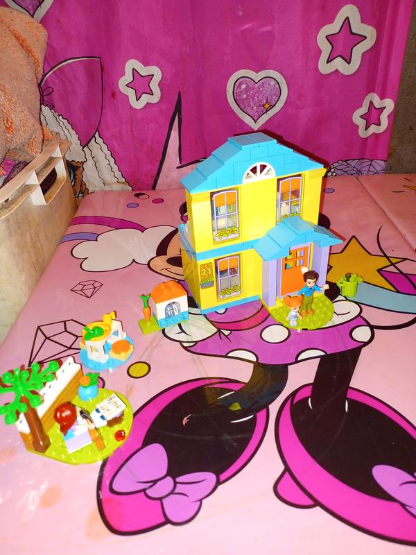  LEGO Friends Paisley's House 41724, Doll House Toy for Girls  and Boys 4 Plus Years Old, Playset with Accessories Including Bunny Figure,  Birthday Gift : Toys & Games