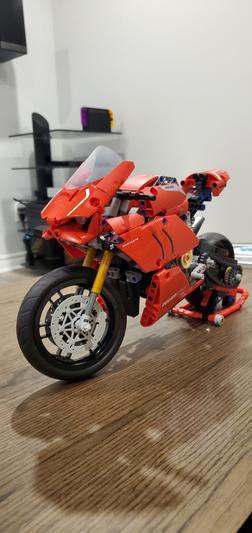 LEGO Ducati Panigale V4 R Technic (42107) 673419318600