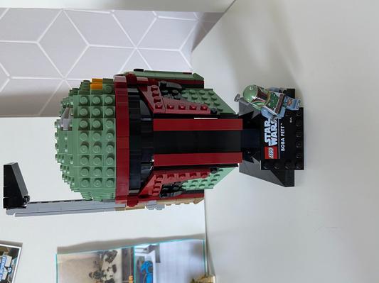 LEGO Star Wars TM Le casque de Boba Fett 75277 (625 pièces)