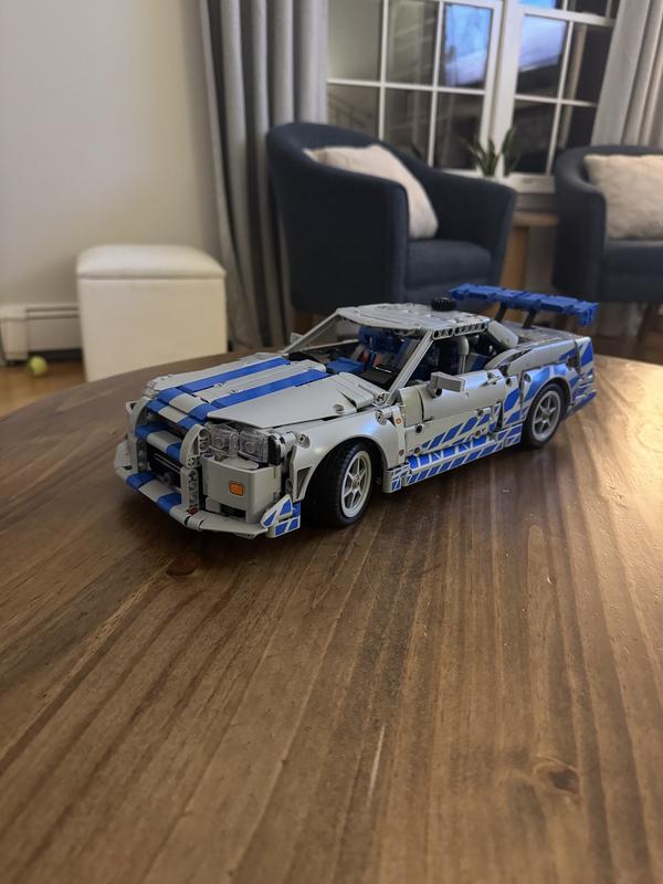 Customer carousel item 10.