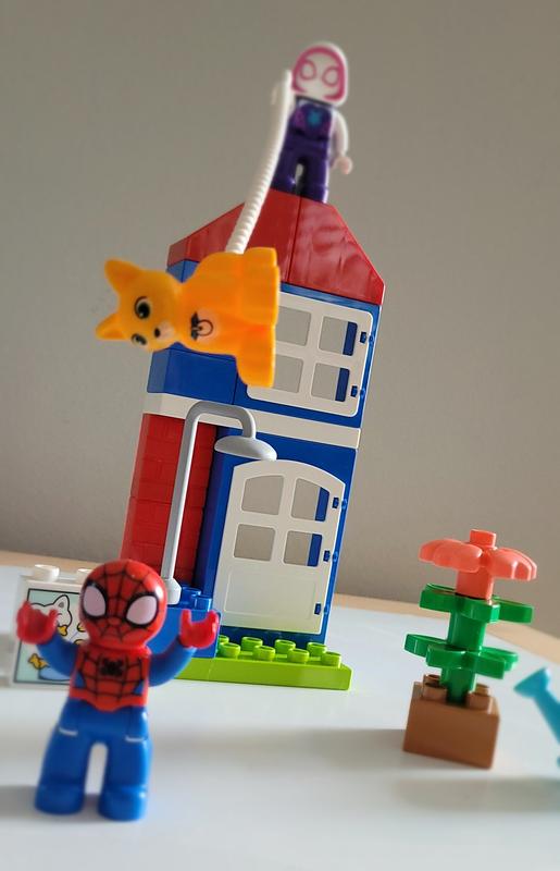 LEGO Duplo Marvel 10995 The House of Spider-Man, Children's Toy 2 años,  Spidey y sus