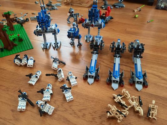 I rebuilt one of the at-rt's to make in minufigure scale