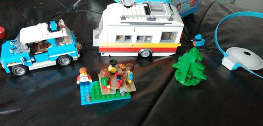 LEGO Creator Caravan Family Holiday 31108 | Toys R Us Canada