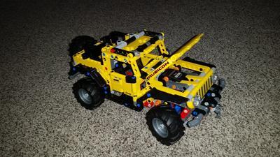 LEGO® Technic Jeep® Wrangler 42122 (Retiring Soon) by LEGO Systems Inc.