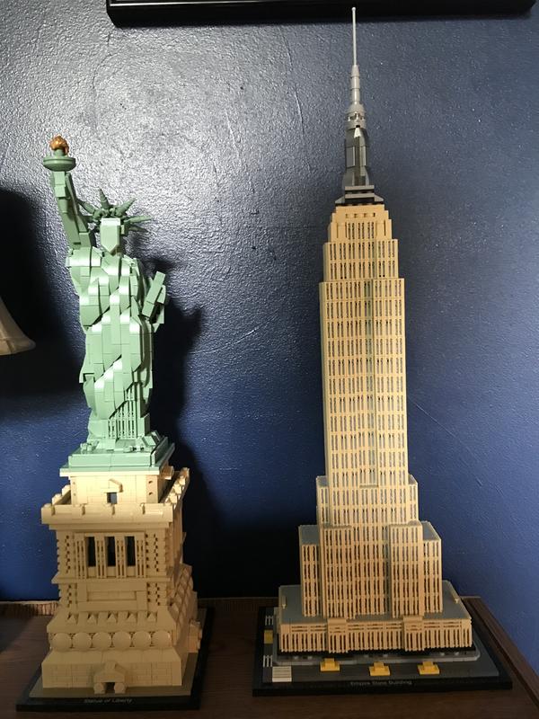 Lego statue of liberty sales size