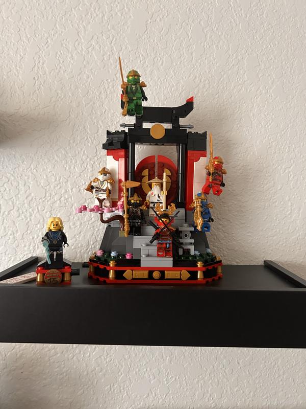 Customer carousel item 3.