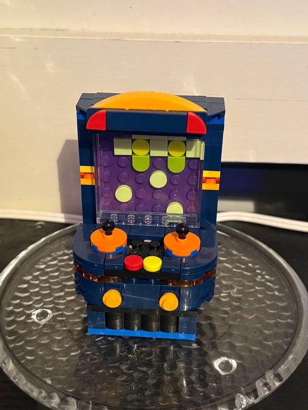 Customer carousel item 11.