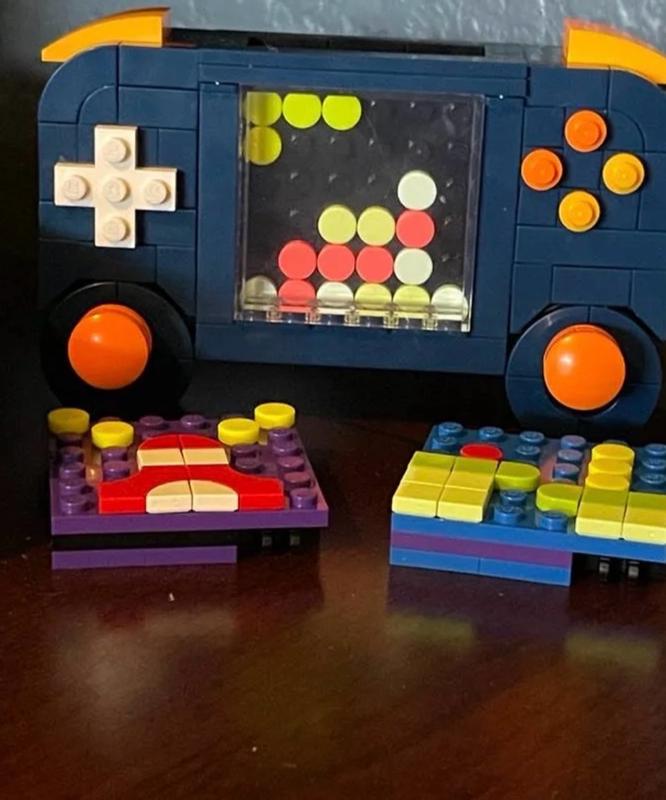 Customer carousel item 7.