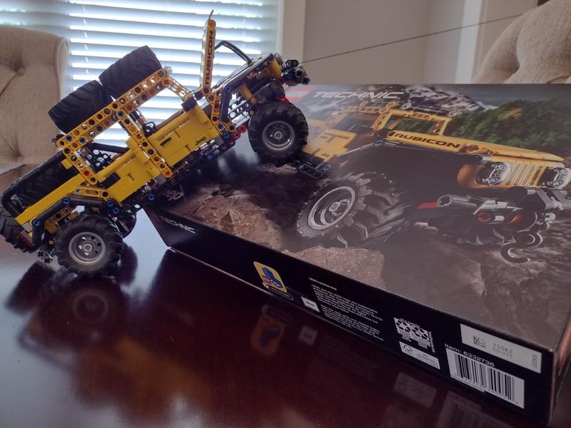 The Jeep Wrangler Is Now Available In LEGO Form for Fifty Bucks