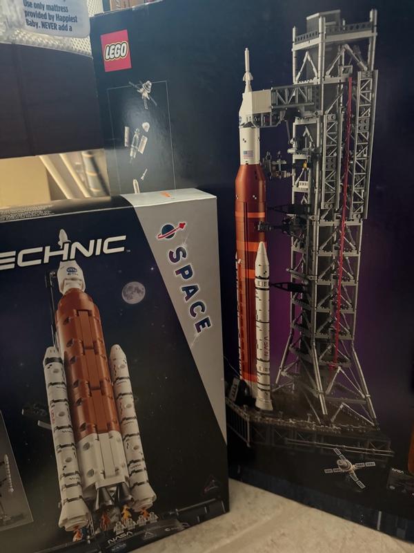 Customer carousel item 5.