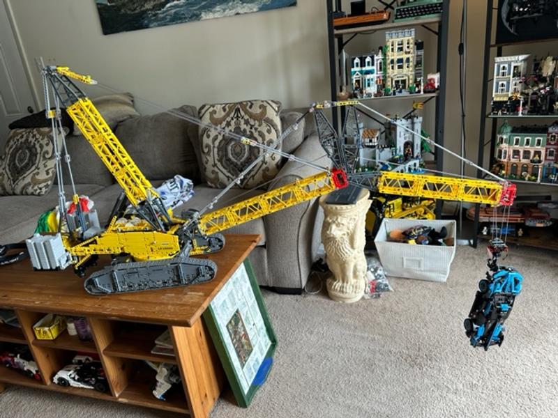 Crawler Crane 7632 - LEGO® City - Building Instructions - Customer Service  -  US