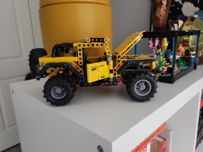 LEGO® Technic Jeep® Wrangler 42122 (Retiring Soon) by LEGO Systems Inc.