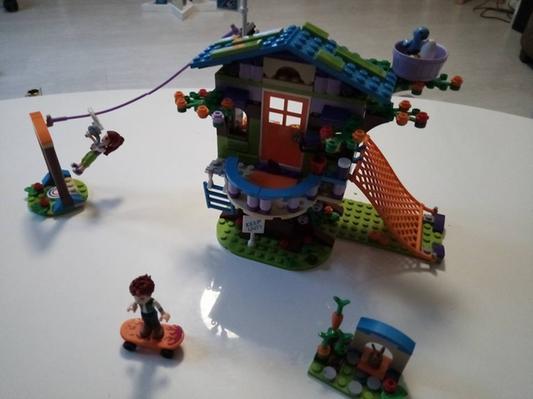 lego friends monté par mes deux enfants