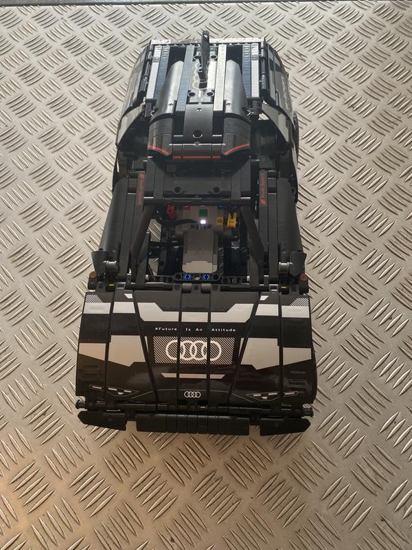LEGO Technic Audi RS Q e-tron 42160 6425783 - Best Buy