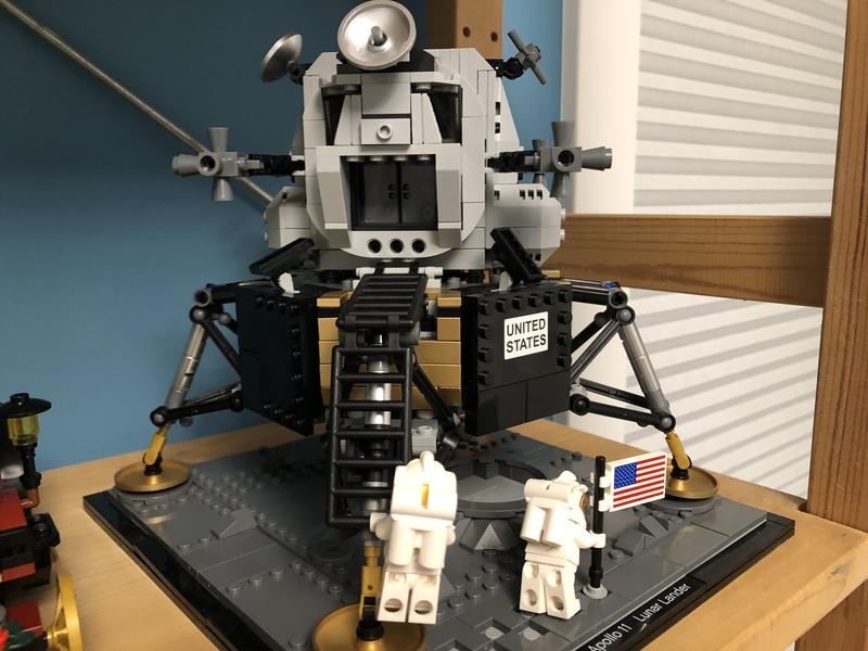 LEGO Creator Expert NASA Apollo 11 Lunar Lander 10266 (1087 pieces