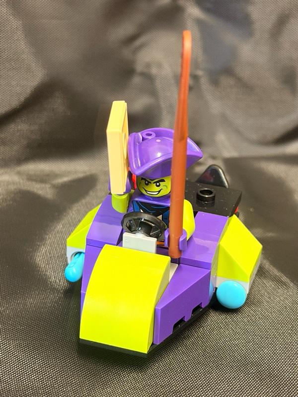 Customer carousel item 4.