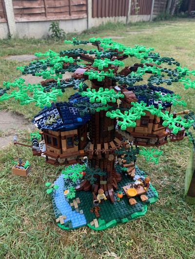 Barnes and noble online lego treehouse