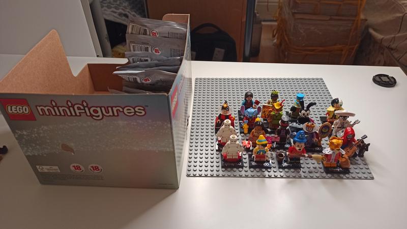 LEGO Minifigures Disney 100 - Choose 1 of 18 Different Figures 71038  (Pinocchio with fish bowl), Building Sets -  Canada