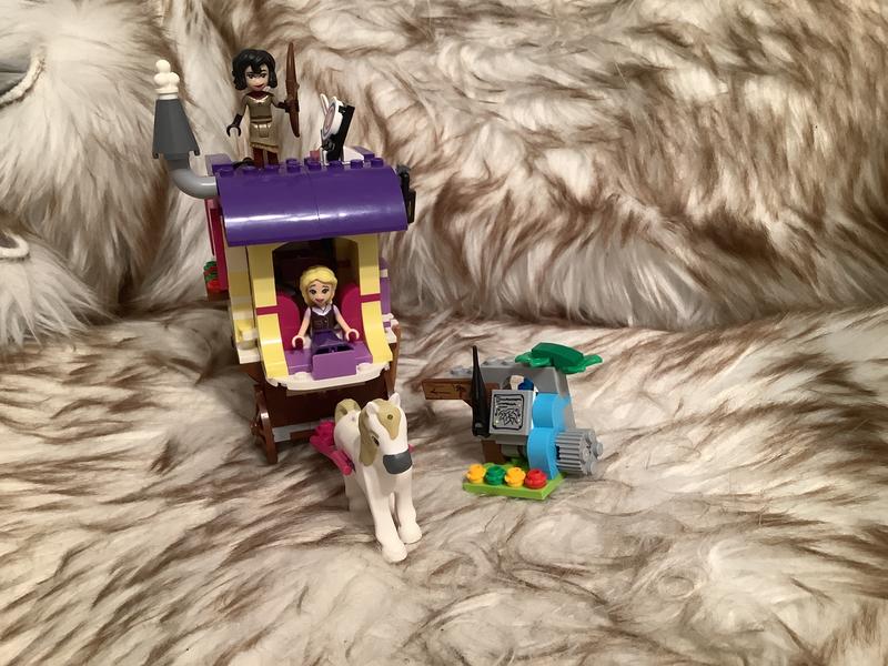 LEGO Disney Rapunzel s Traveling Caravan 41157 Canadian Tire
