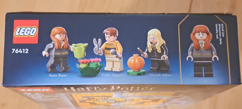 Hufflepuff House Banner Characters