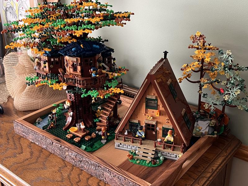 Barnes and best sale noble lego treehouse