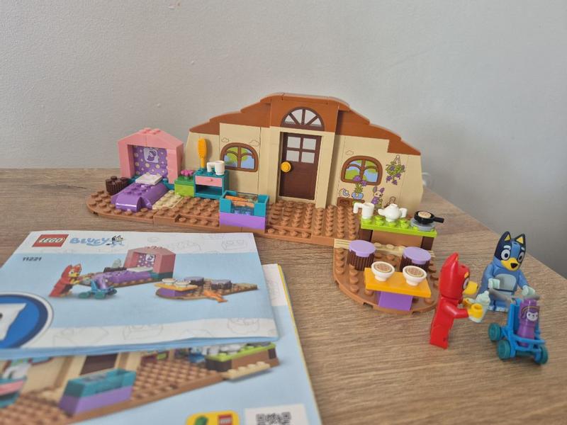 Customer photo for "Perfect for young lego enthusiasts"