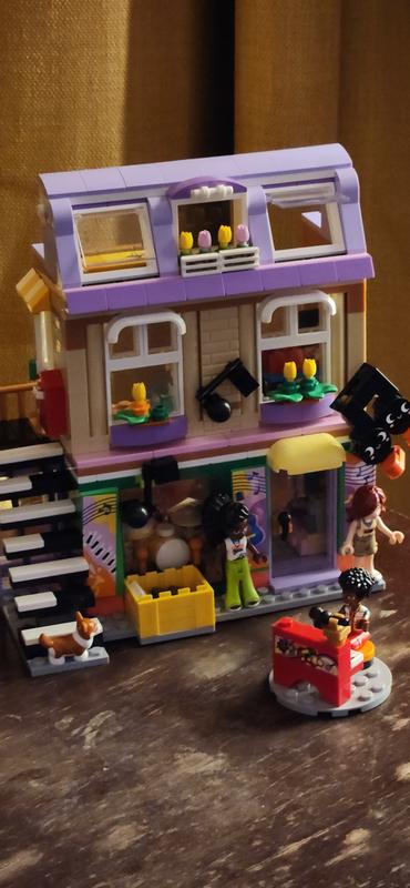 Customer carousel item 1.