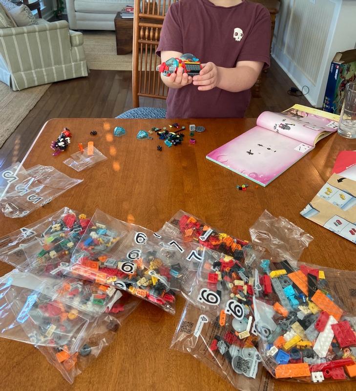 Customer carousel item 6.