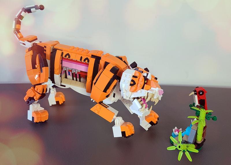 LEGO Creator 3in1 Majestic Tiger 31129 Building Kit (755 Pieces