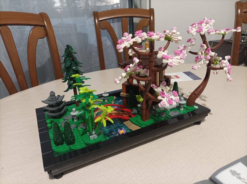Lego Icons - Le jardin paisible, Jouets de construction 10315
