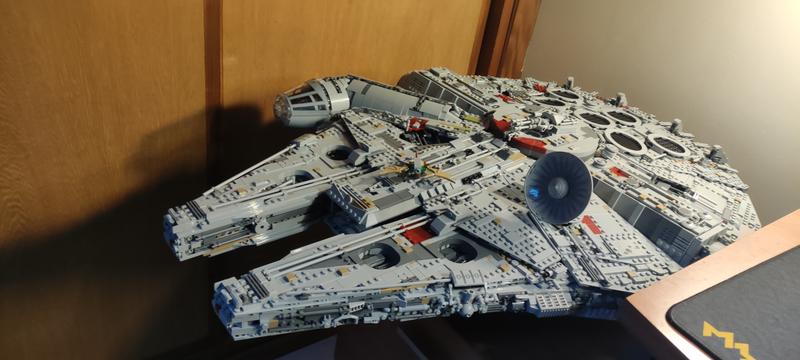 Toys r us clearance millennium falcon