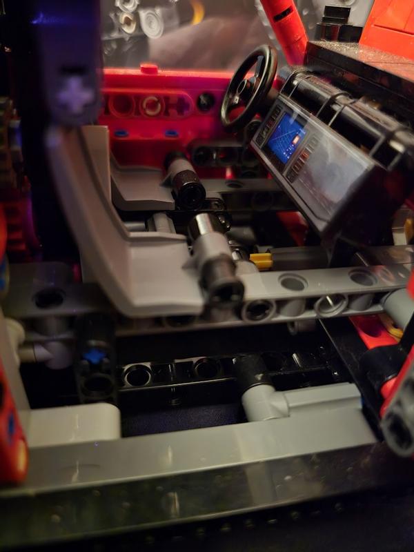 Customer carousel item 4.