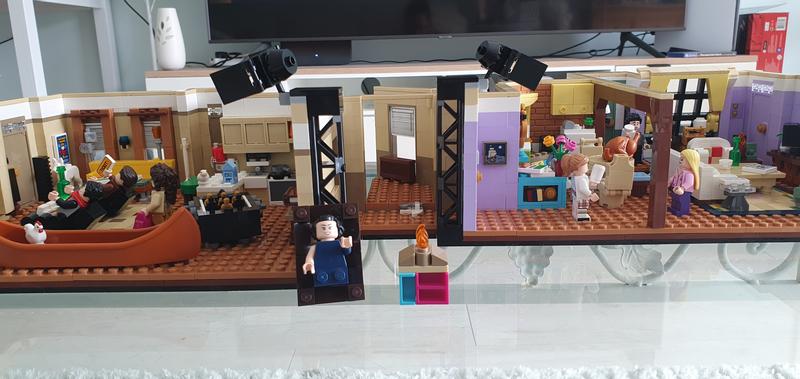 LEGO The Friends Apartments 10292 Building Kit (2,048 Pieces), Multicolor