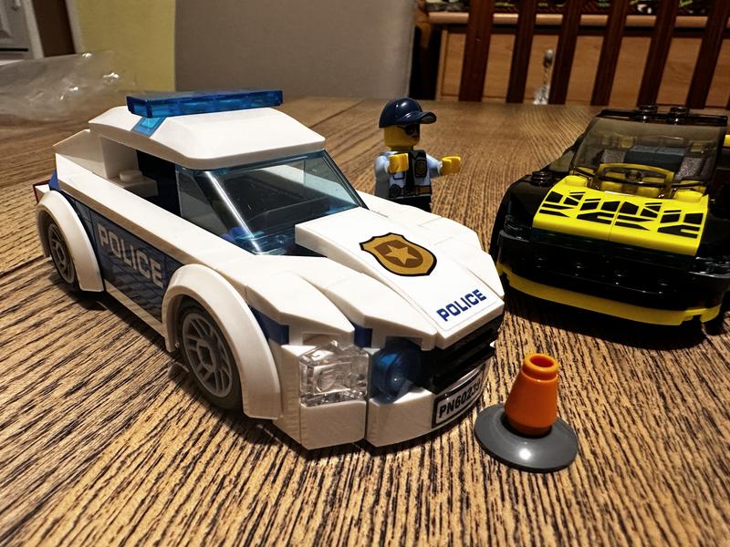 LEGO City Police Patrol Car 60239 92 pieces Toys R Us Canada