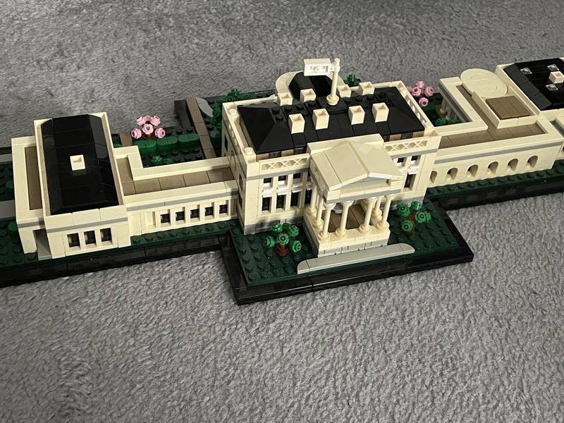 LEGO Architecture The White House 21054 (1483 pieces) | Toys R Us