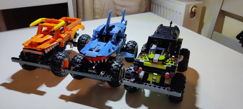 LEGO 42134 Technic Monster Jam Megalodon, Jouet de Voiture, 2 en 1, Truck  et Low Racer Lusca, Véhicule à Rétrofriction, pour Garçons et Filles