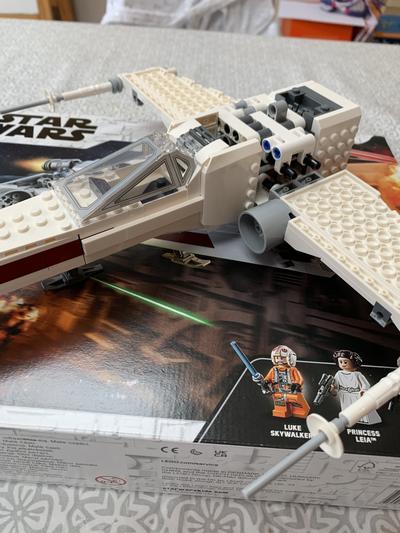 LEGO Star Wars Luke Skywalker's X-Wing Fighter 75301 (Retiring Soon) by LEGO  Systems Inc.