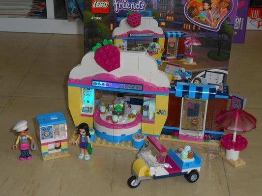 Cupcake Café Olivia