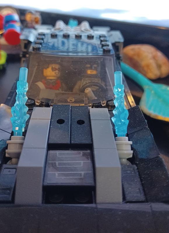 LEGO DC Batman 76181 Batmobile : à La Poursuite du Pingouin pas cher 